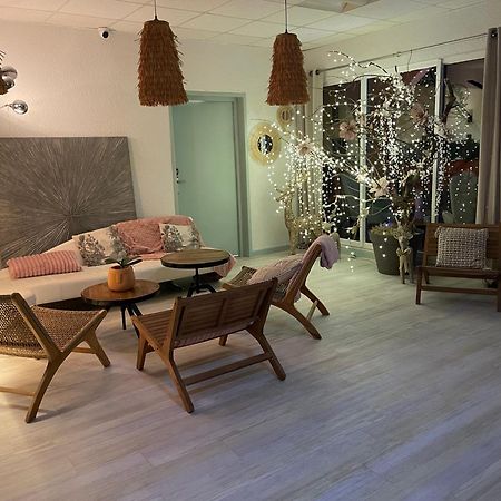 Cit'Hotel Des 2 Golfs لوسات المظهر الخارجي الصورة